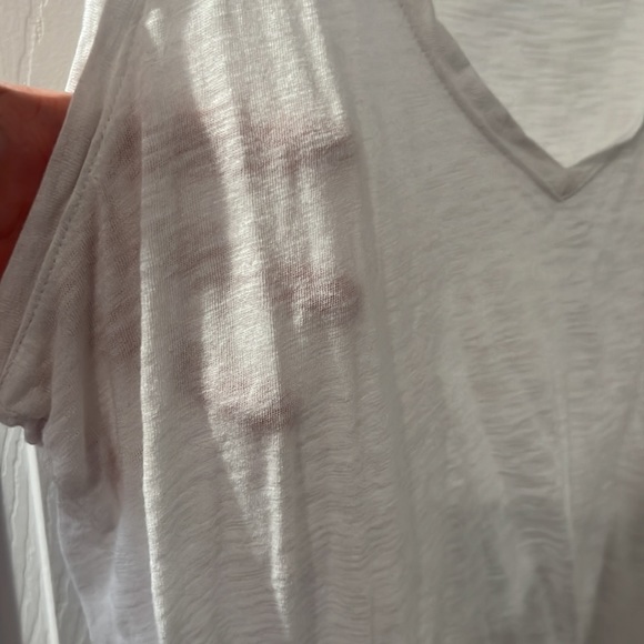 Express White Tank - Picture 3 of 5